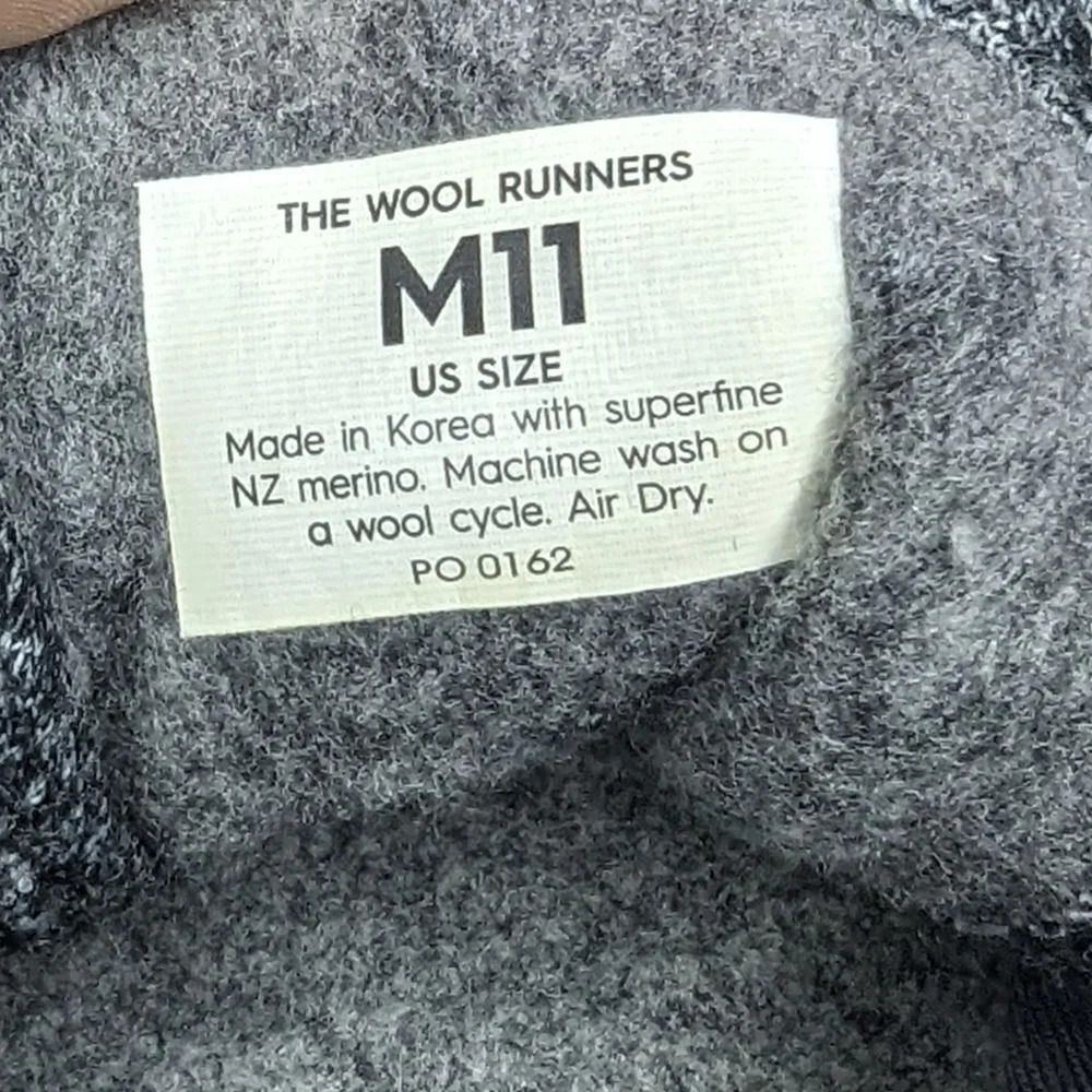 Allbirds Men's Wool‎ Runners Sneakers in Grey - Picture 11 of 11